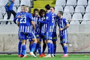Το γύρισε με Γκουστάβο και βλέπει... ψηλά! (φώτος)