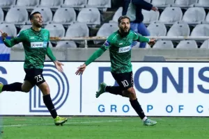 Το γύρισε με Γκουστάβο και βλέπει... ψηλά! (φώτος)
