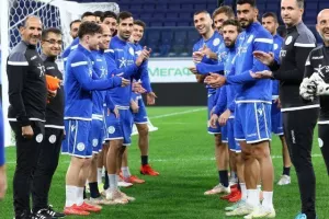 (ΦΩΤΟΣ) Η Εθνική μας στην Gazprom Arena