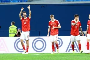 Συντριβή με μισή ντουζίνα... στην "Gazprom Arena" (Φώτος)