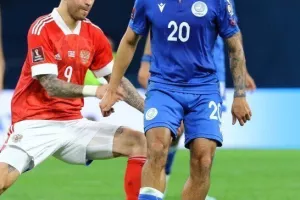 Συντριβή με μισή ντουζίνα... στην "Gazprom Arena" (Φώτος)