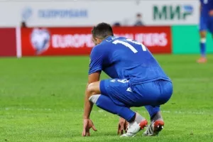 Συντριβή με μισή ντουζίνα... στην "Gazprom Arena" (Φώτος)