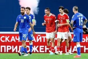 Συντριβή με μισή ντουζίνα... στην "Gazprom Arena" (Φώτος)