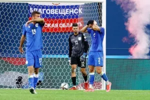 Συντριβή με μισή ντουζίνα... στην "Gazprom Arena" (Φώτος)