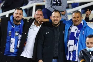 Το γύρισε με Γκουστάβο και βλέπει... ψηλά! (φώτος)