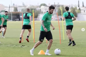 Στιγμές... απ' το "Ηλίας Πούλλος"