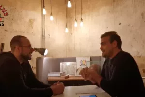 Ζαχαρίας Χανούν στη κάμερα της ΑΕΛ