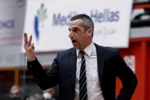 Τέλος ο Παπανικολόπουλος