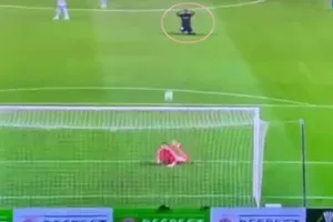 Ο Τζιόρντι... τον γονάτισε! (Βίντεο)