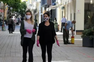 Σημαντικές διευκρινίσεις για τα νέα μέτρα - Τι θα ισχύει