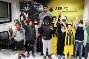 «Αυτή την ομάδα για ρατσισμό ούτε θα διανοηθείτε να την κατηγορήσετε»
