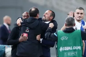 Τι συμβαίνει με την ανανέωση του Φαν'τ Σχιπ