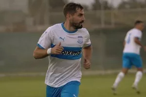 Μαυρίας... συγκεντρωμένος