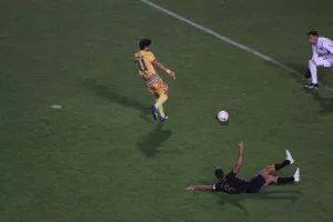 (ΒΙΝΤΕΟ/Φώτος) Δεύτερο ο "Κβίλι" για το 3-0 του ΑΠΟΕΛ