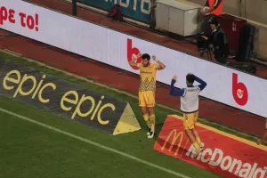 (ΒΙΝΤΕΟ/Φώτος) Δεύτερο ο "Κβίλι" για το 3-0 του ΑΠΟΕΛ