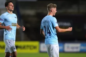 Επιστροφή και εξάδα... με Όνι Βαλακάρι! (Φώτος)