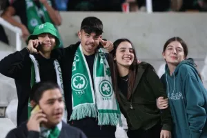 Το "αιώνιο" στις εξέδρες/ΦΩΤΟΡΕΠΟΡΤΑΖ