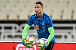 «Προβλέπω νίκη της Ελλάδας με 1-0»