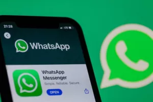WhatsApp τέλος σε πάνω από 50 κινητά από σήμερα!