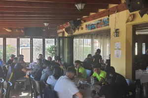 Φιλικό και μετά γεύμα στο ΑΠΟΕΛ: "Επειδή ξέρουμε να σεβόμαστε..." (φώτος)