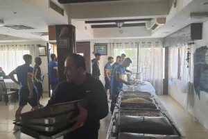 Φιλικό και μετά γεύμα στο ΑΠΟΕΛ: "Επειδή ξέρουμε να σεβόμαστε..." (φώτος)