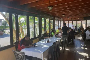 Φιλικό και μετά γεύμα στο ΑΠΟΕΛ: "Επειδή ξέρουμε να σεβόμαστε..." (φώτος)