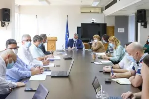Βλέπει Πρόεδρο και επιδημιολόγους ο Χατζηπαντέλας-Προς νέα μέτρα
