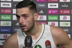 Γερμανίδα δημοσιογράφος «βάφτισε» τον Ιωάννη... Παπανδρέου!