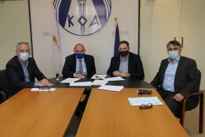 Υπογραφή συμβολαίου