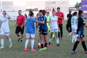 Στις Apollon Ladies το Super Cup! (φώτος)