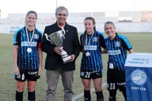 Στις Apollon Ladies το Super Cup! (φώτος)
