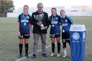 Στις Apollon Ladies το Super Cup! (φώτος)