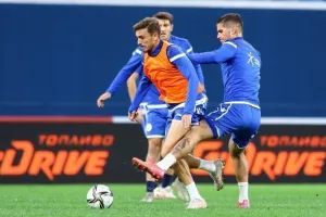 (ΦΩΤΟΣ) Η Εθνική μας στην Gazprom Arena