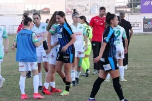 Στις Apollon Ladies το Super Cup! (φώτος)
