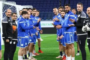 ΠΙΑΣΤΕ Χ ρε παιδια!
