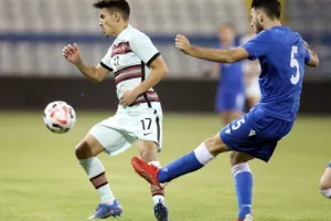 “Έπεσε” μαχόμενη η Εθνική Ελπίδων 