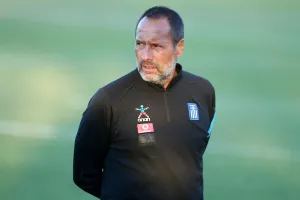 Όλα ανοικτά για το μέλλον του Φαν Σιπ