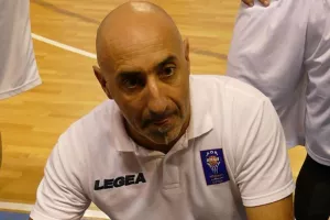 "Είμαστε λίγο μπερδεμένοι, ξεκινήσαμε με διαφορετικούς στόχους"