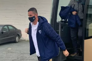 ΦΩΤΟΣ/Στο γήπεδο η Ανόρθωση