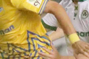 Συζητήθηκε στα Χριστουγεννιάτικα... τραπέζια!/ Μπλε-κίτρινο ή πράσινο-άσπρο;