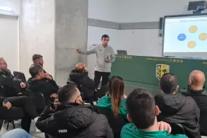 Ακαδημία ΑΕΚ: Διήμερο εκπαιδευτικό σεμινάριο προπονητών (φώτος)