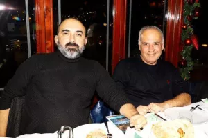 Δείπνο σε ΜΜΕ και... Πρέσβη! (Φώτος)
