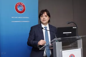 Νικ Νικολάου: "Σοβαρά ζητήματα για τα οποία υπήρξε συμφωνία μεταξύ ΚΟΠ και ΠΑΣΠ, γίνεται σήμερα δημόσια συζήτηση"