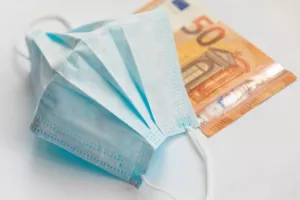 Κόλλησες κορωνοϊό ή είσαι επαφή; Δικαιούσαι επίδομα