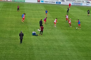 Νέα Σαλαμίνα-ΠΟΞ: "Τριάρα" και... τρίτη συνεχόμενη νικη! (φώτος)