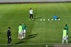 Άρης - Ολυμπιακός: Το ζέσταμα των ομάδων (φώτος)