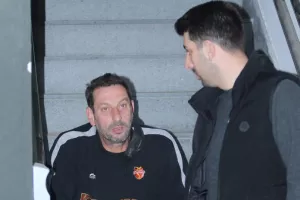 Καλωσόρισες στην Κύπρο, Ντίνο