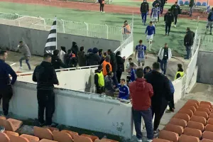 Η όμορφη κίνηση των οπαδών της ΠΑΕΕΚ προς τους παίκτες της Ανόρθωσης (φώτος/βίντεο)