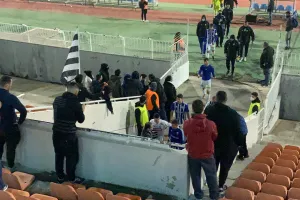 Η όμορφη κίνηση των οπαδών της ΠΑΕΕΚ προς τους παίκτες της Ανόρθωσης (φώτος/βίντεο)