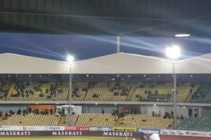 (Φώτος) Λιγοστός κόσμος στο Τσίρειο 